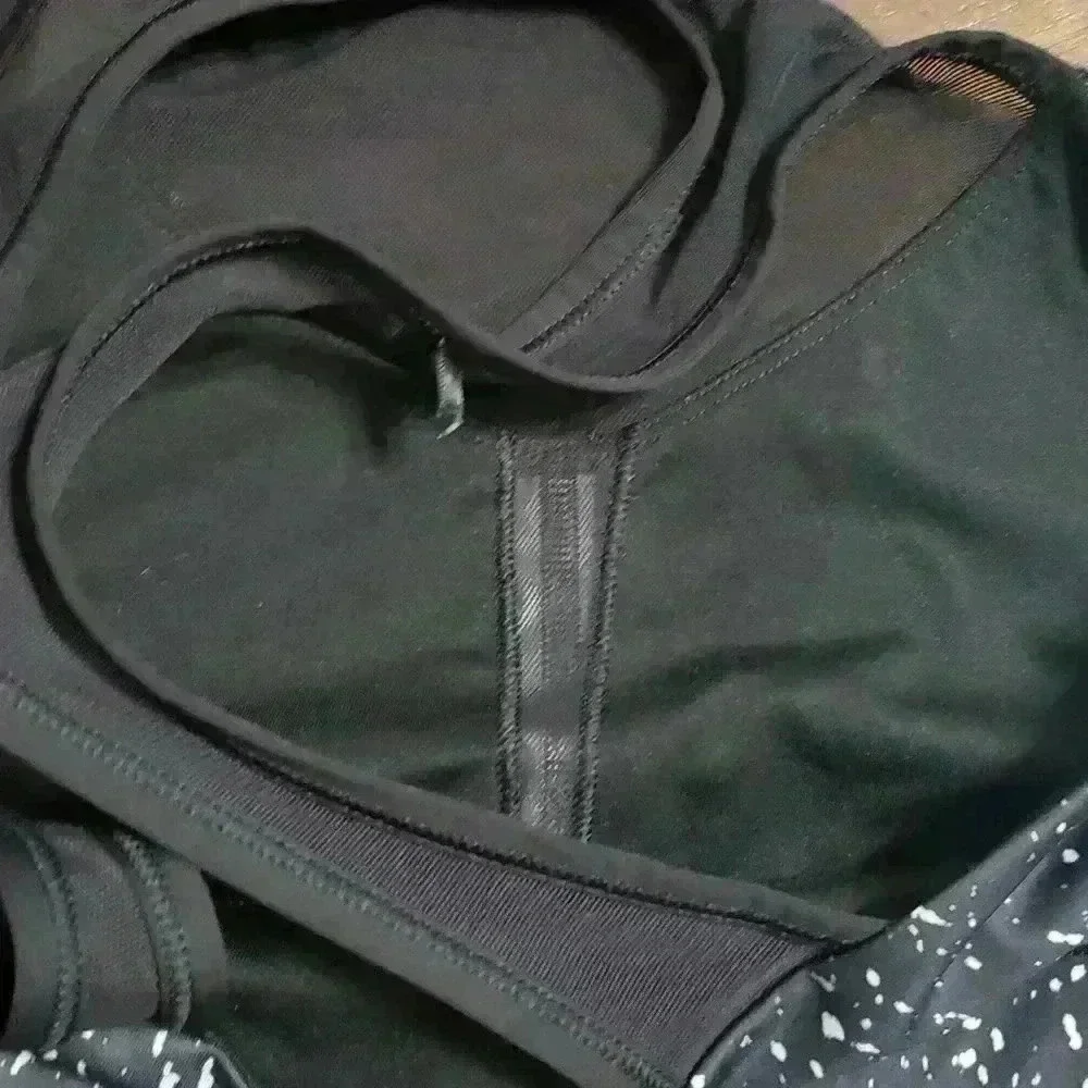 Lululemon athletica sport bra